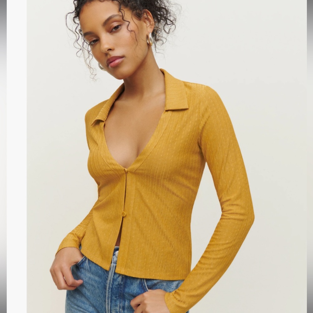 REFORMATION Shanna top gold size Small LIKE NEW